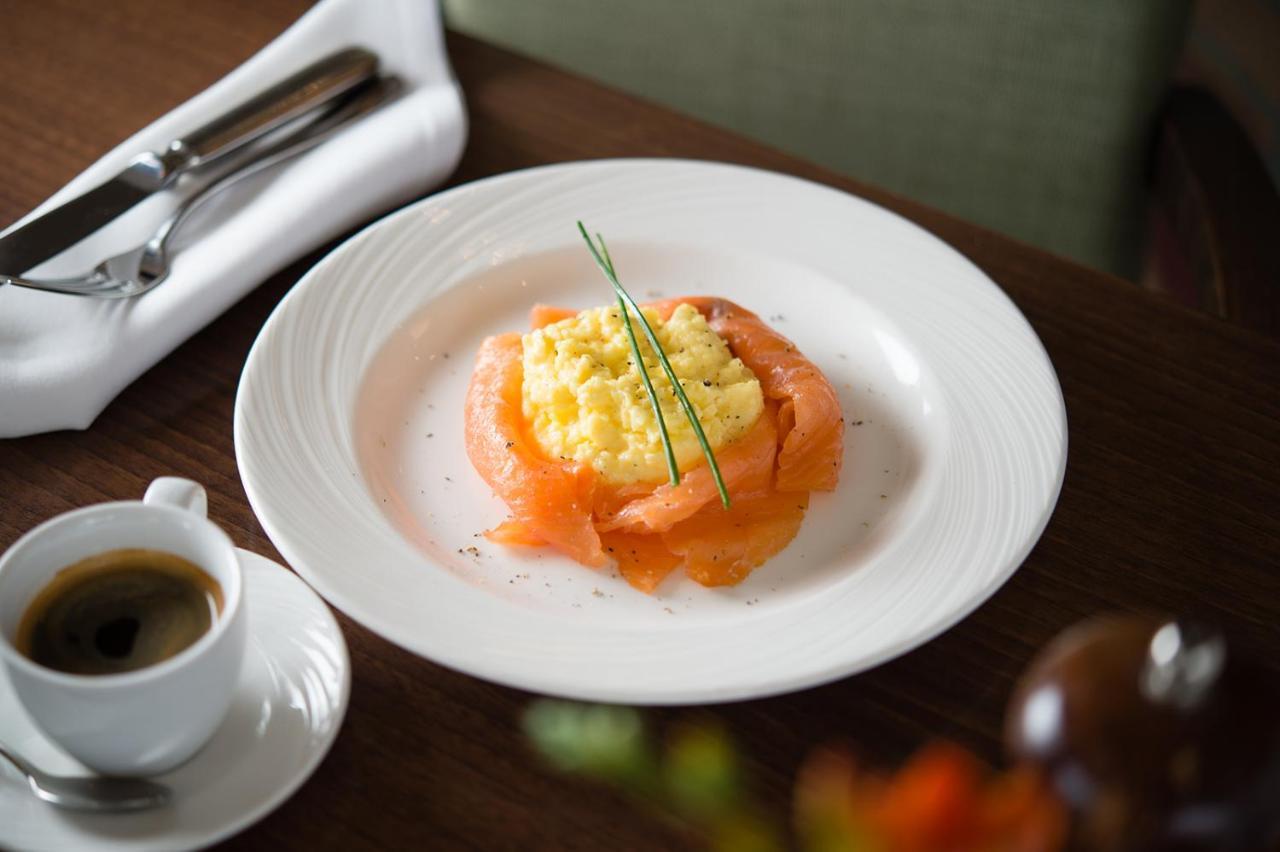 Lakeside Park Hotel & Spa Fishbourne  Ngoại thất bức ảnh