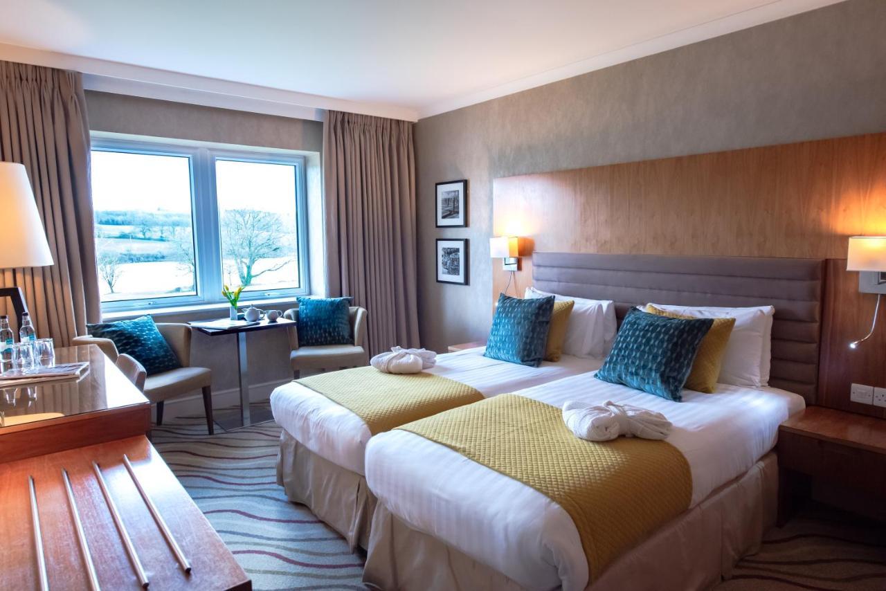 Lakeside Park Hotel & Spa Fishbourne  Ngoại thất bức ảnh